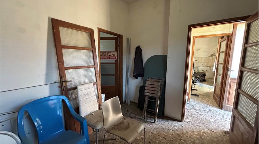 Photo 18